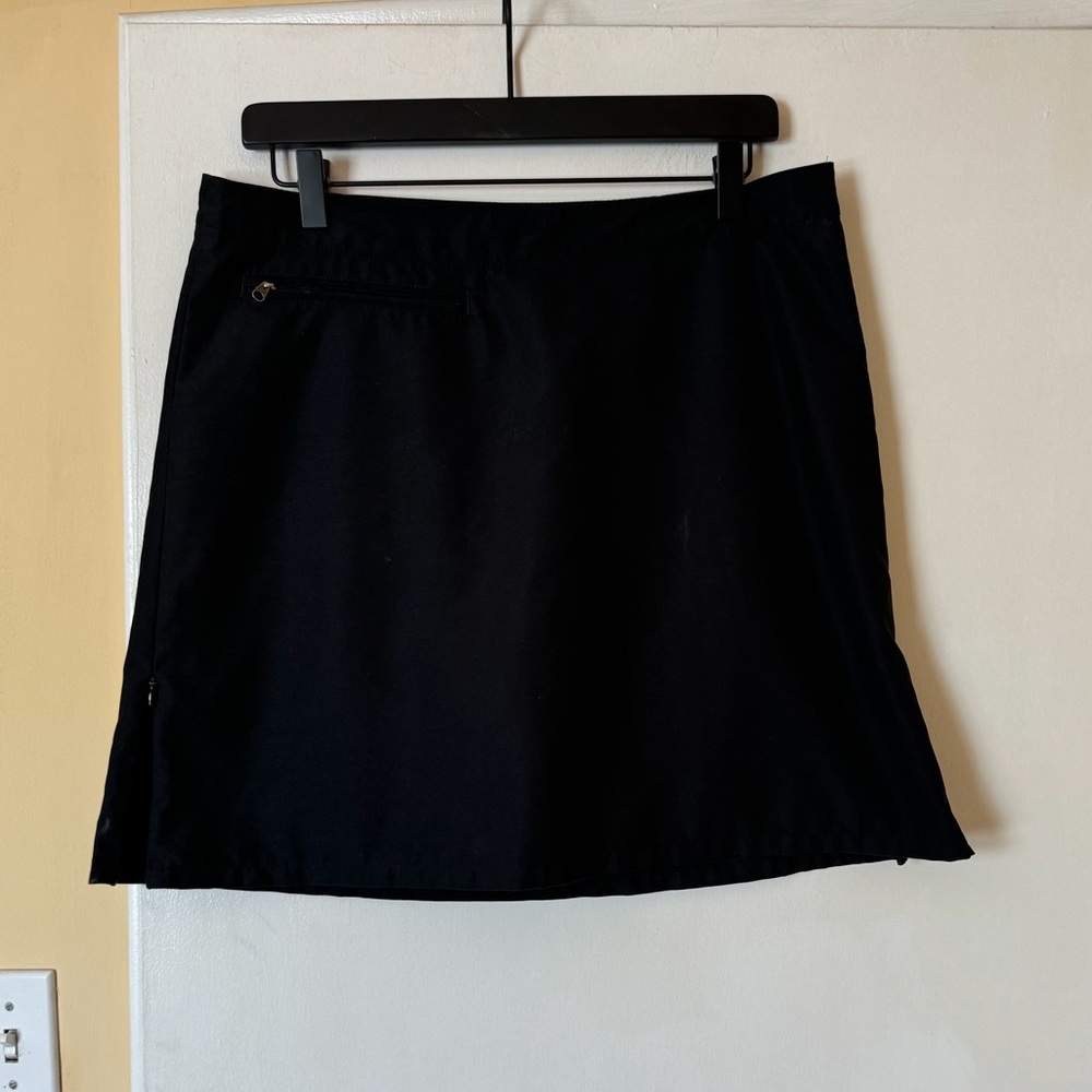 PATAGONIA skort - size 10 - EUC